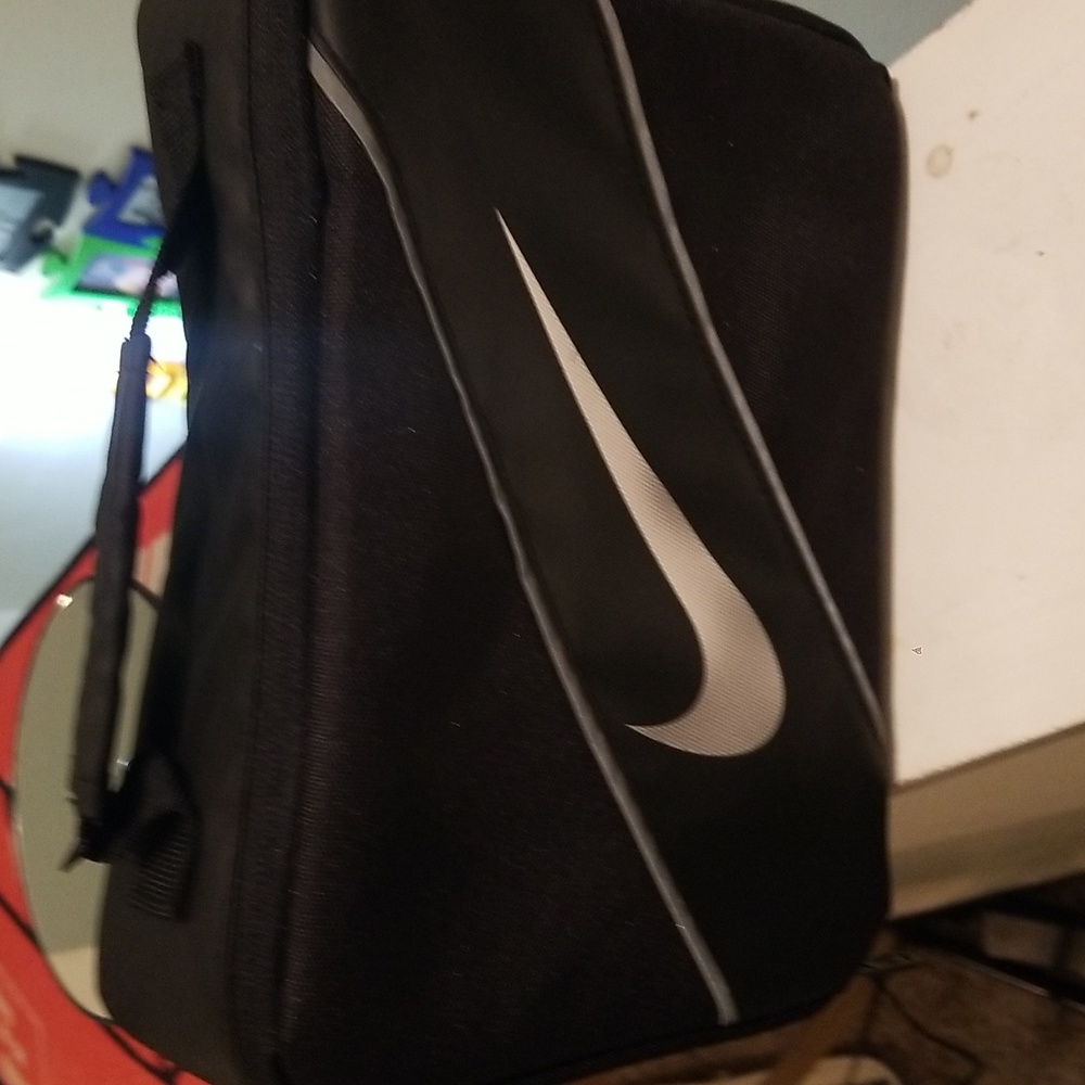 Nike lunch bag box